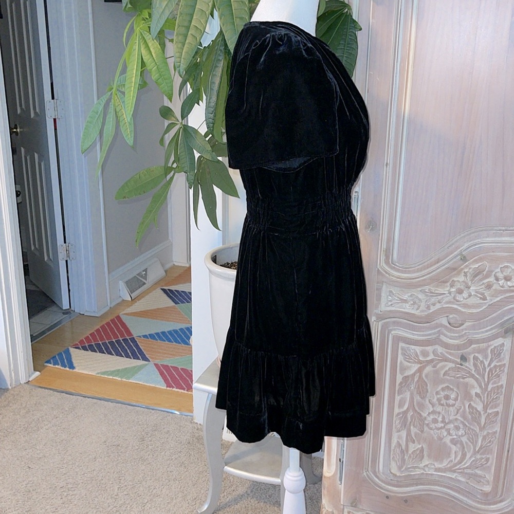 Firm! Maeve by Anthropologie Black Velvet Mini - Picture 3 of 9